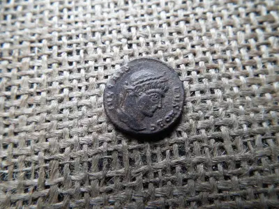 Crispus SISCIA Bronz Follis, 4. század