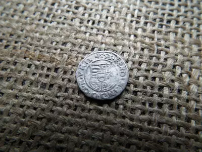 I. Ferdinánd ezüst dénár 1553 KB , Körmöcbánya , denár