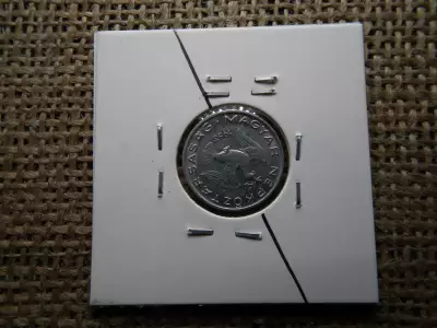10 fillér 1983 , verdehibás , elfordult , ritka 