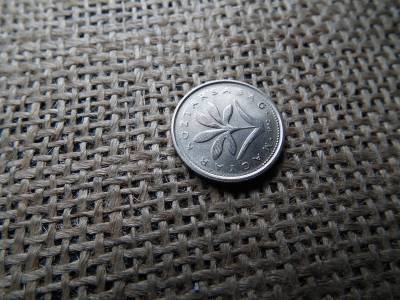 2 forint 1992 extra  , verdehibás ,olajos verőtő 