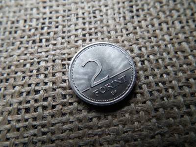 2 forint 1992 extra  , verdehibás ,olajos verőtő 