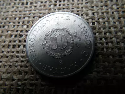 5 forint 1967 , verdehibás , sugaras !  Csillag sugarai nem érik el a búzakalászt