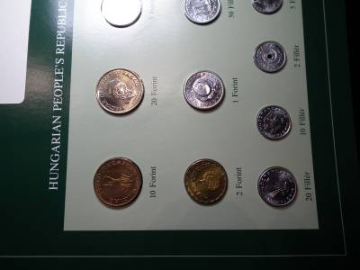 FORINT ÉRMÉS SOR  ( COIN SET OF ALL NATIONS HUNGARY ) Vegyes évjáratú érmékkel. (10 db) Pecsét: H4H 1984 ( " Franklin Mint " külföldi kiadás)