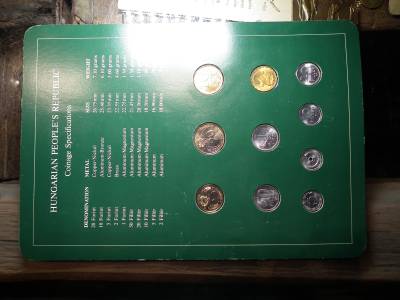 FORINT ÉRMÉS SOR  ( COIN SET OF ALL NATIONS HUNGARY ) Vegyes évjáratú érmékkel. (10 db) Pecsét: H4H 1984 ( " Franklin Mint " külföldi kiadás)