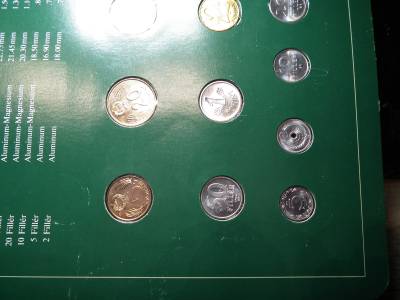 FORINT ÉRMÉS SOR  ( COIN SET OF ALL NATIONS HUNGARY ) Vegyes évjáratú érmékkel. (10 db) Pecsét: H4H 1984 ( " Franklin Mint " külföldi kiadás)