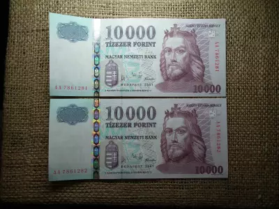 10000 forint 2007 AA , hajtatlan , a UNC - FX 2 db sorszámkövető 