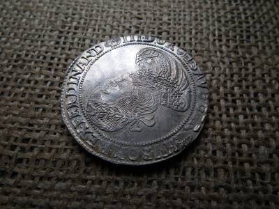 III. Ferdinánd ezüst 1 tallér 1657 KB , Körmöcbánya , tökéletes perem , nem volt füles , sem foglalatban ! Extra állapot 