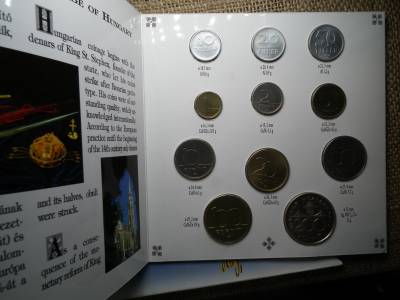 Dísztokos forgalmi sor 1993 BU , Forint és fillér , lapozós 