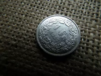 Svájc , ezüst 1 frank 1957 B , franc