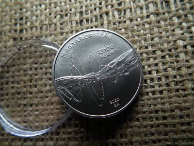2000 forint 2022 BU , Lax 