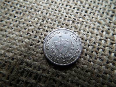 Kuba , ezüst 10 centavos 1949