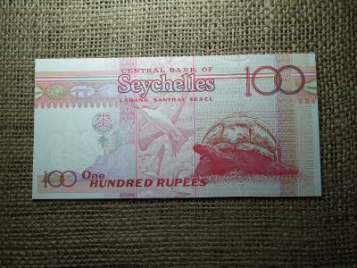 Seychelles 100 rupees 2001- 2008 , UNC , B1