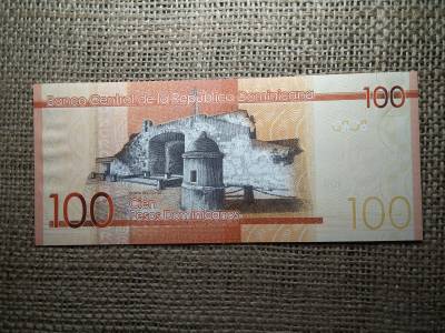 Dominikai köztársaság 100 pesos 2014 UNC , B1
