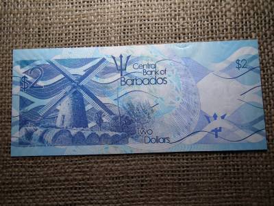 Barbados 2 dollars 2013 UNC , B1