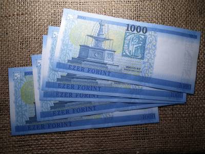 1000 forint 2017 DB , UNC , 5 db sorszámkövető 