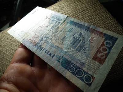 500 leke 2015 VF , C1