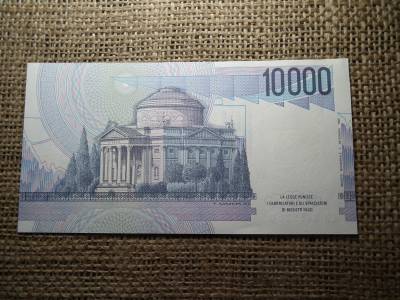 Olaszország 10000 lire 1984 , líra , hajtatlan 