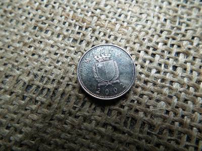 Málta 2 cents 2001 , cent ,   Verdefényes 