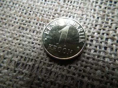Észtország 1 kroon 2001 , korona , verdefényes 