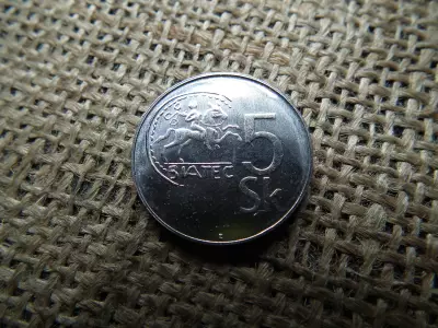 Szlovákia 5 korona 1995 , korun , verdefényes 