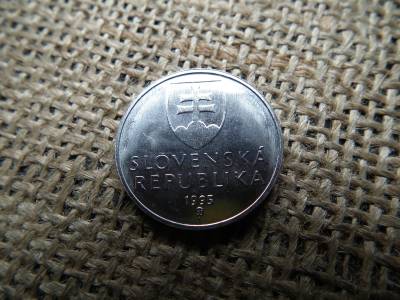 Szlovákia 5 korona 1995 , korun , verdefényes 
