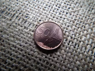 Szlovákia 50 halierov 2003 , verdefényes 