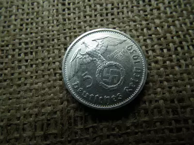 Birodalmi ezüst 5 márka 1939 D , Nagy sasos - horogkeresztes 