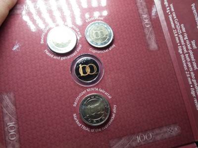 100 forint szett 2019 + 2018 Minta veret RITKA csak 4000 db! NEM mágnesezhető 2019-es 100 Ft-al !! ár / szett 