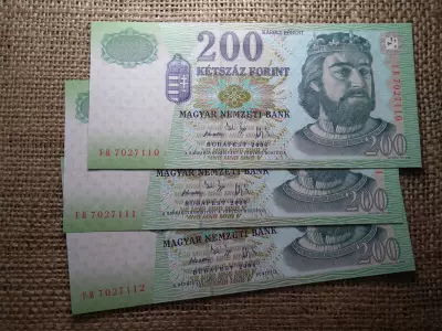 200 forint 2006 FB 3 db UNC , sorszámkövető 