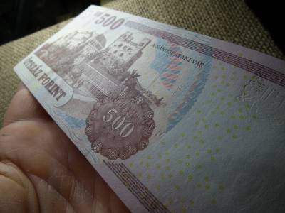 500 forint 2008 EA , UNC 