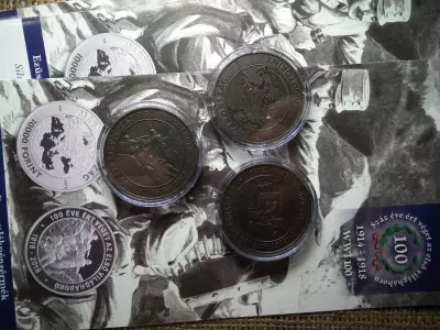 AZ I.VILÁGHÁBORÚ BEFEJEZÉSÉRE / 2000 FORINT 2018 + prospektus , ár/db , D