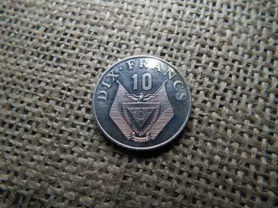 Ruanda 10 francs 1985