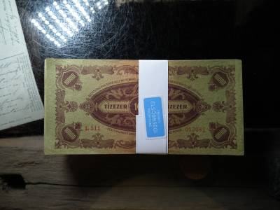 TÍZEZER PENGŐ 1945 - 100 DARABOS KÖTEG EGYBEN!!! TÍZEZER PENGŐ 1945 - 100 DARABOS KÖTEG EGYBEN!!!