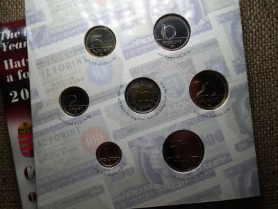 Hatvanéves a forint dísztokos forgalmi sor 2006 BU ! PP ezüst 1 forint 1946 Hatvanéves a forint dísztokos forgalmi sor 2006 BU ! PP ezüst 1 forint 1946