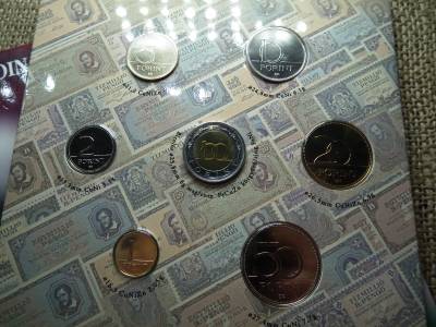 Magyarország pénzérméi Forgalmi sor BU 2002 Kossuth Lajos 100 forint Magyarország pénzérméi Forgalmi sor BU 2002 Kossuth Lajos 100 forint