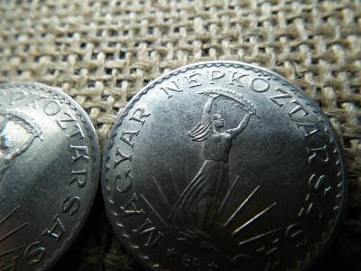 10 forint 1976 mind a kettő verőtőtípus ! Párban ! 10 forint 1976 mind a kettő verőtőtípus ! Párban !