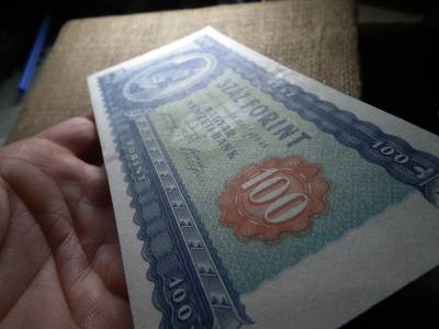 100 forint 1946 , ritka , restaurált , eredeti darab 100 forint 1946 , ritka , restaurált , eredeti darab