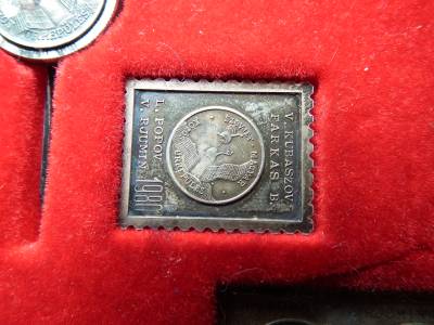 SZOVJET - MAGYAR ŰRREPÜLÉS PLAKETT és JELVÉNY 1980 EZÜST , Interkozmosz , doboz sérült ! Bélyegérem , kitűző 