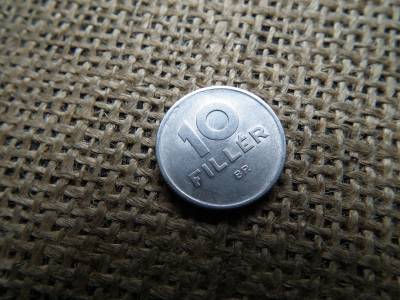 10 fillér 1958 , extra 