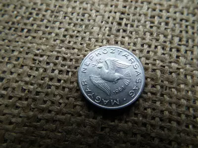 10 fillér 1961 , extra 