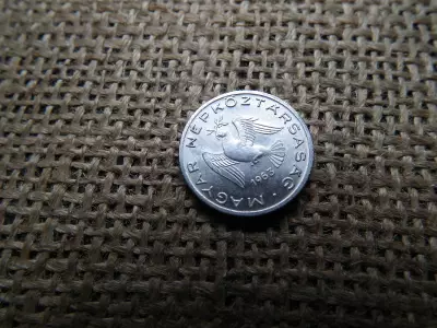 10 fillér 1963 , extra 