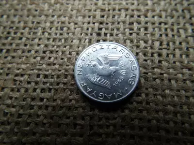 10 fillér 1965 , extra 