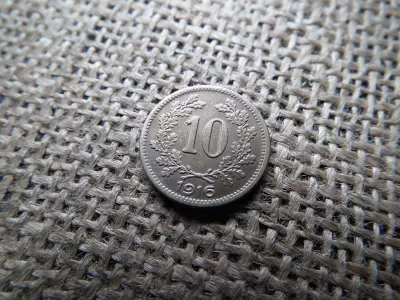 10 heller 1916 címerpajzs 