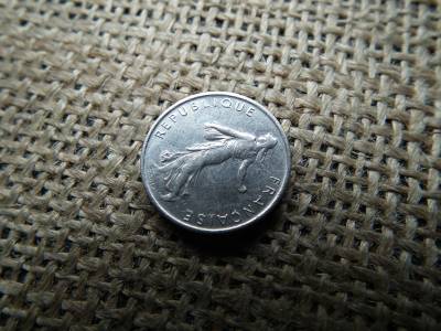 Franciaország 1/2 frank 1968 , , verdehibás , idegen anyag benyomódás ! Hibás Franciaország 1/2 frank 1968 , , verdehibás , idegen anyag benyomódás ! Hibás