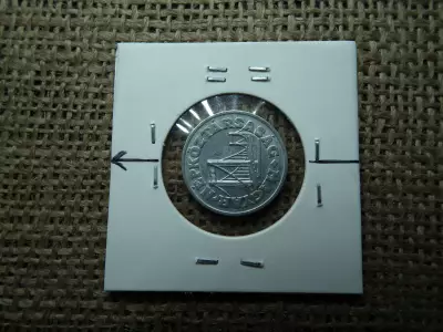 50 fillér 1986  , verdehibás , elfordult ! Hibás 