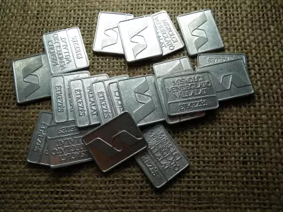 Miskolci / étkezés / Vendéglátóipari Vállalat / nényszögletű , Miskolc , zseton , bárca , ár/db