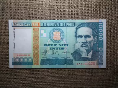 Peru 10000 intis 198 UNC  A1