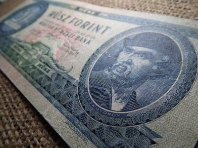 20 forint 1947 , nagyon ritka , eredeti darab , nem restaurált 20 forint 1947 , nagyon ritka , eredeti darab , nem restaurált