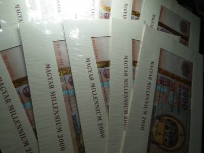 2000 forint 2000 MILLENNIUM emlékbankjegy - bontatlan díszcsomagolásban , ár / db , több darab esetén sorszámkövető ! 2000 forint 2000 MILLENNIUM emlékbankjegy - bontatlan díszcsomagolásban , ár / db , több darab esetén sorszámkövető !