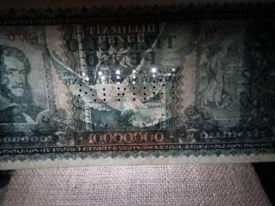 Tízmillió Pengő 1945 , Nagyon ritka MINTA perofárlt , O 000 000000 ! R ! Extra Tízmillió Pengő 1945 , Nagyon ritka MINTA perofárlt , O 000 000000 ! R ! Extra